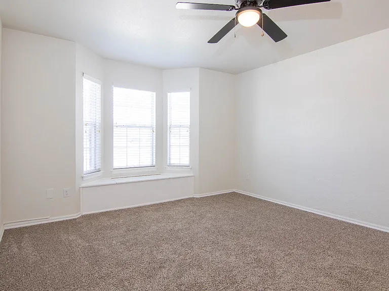 1431 Westmore Dr — Photo 13