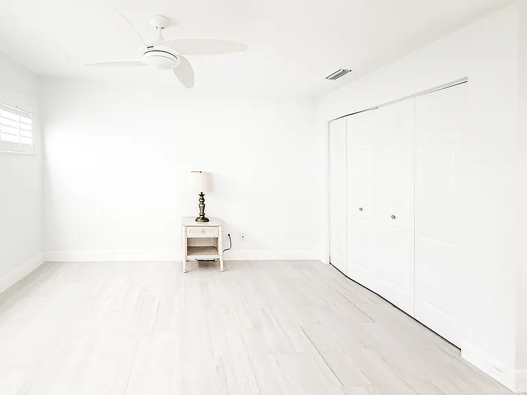 1900 Benjamin Franklin Dr #V12 — Photo 9