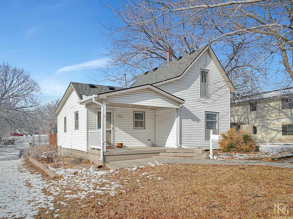 513 S 10th St Beatrice NE 68310 Zillow