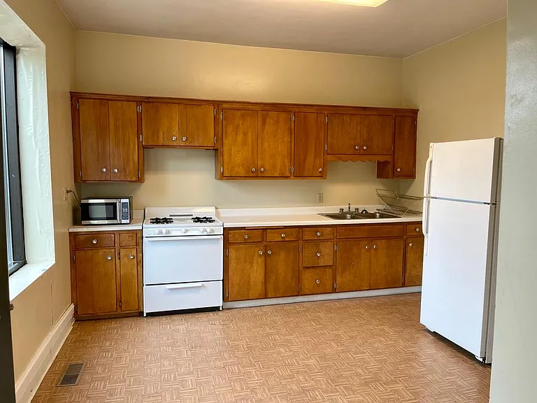 955 Payne Ave #2 — Photo 7