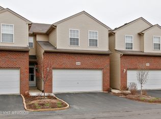 16416 W Willow Walk Dr, Lockport, IL 60441