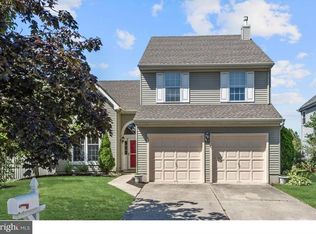 32 Biddle Way, Mount Laurel, NJ 08054