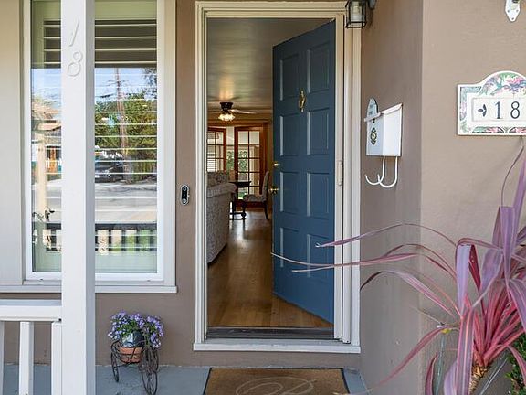 4th image of 18 Yarnall Pl