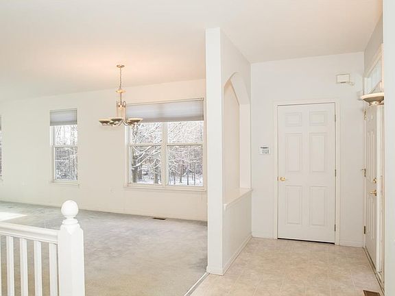 2nd image of 3922 Glenwood Ct