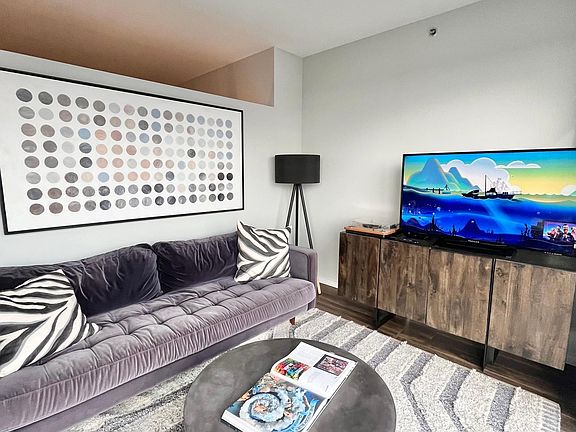 4th image of 1111 S Wabash Ave #205