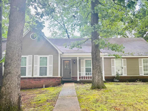 8241 Trinity Rd, Cordova, TN 38018