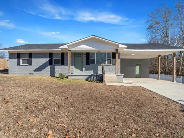 305 Saint Renee Dr, Paragould, AR 72450