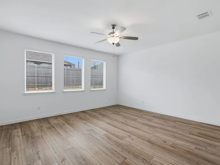 1312 Pistachio Dr — Photo 13