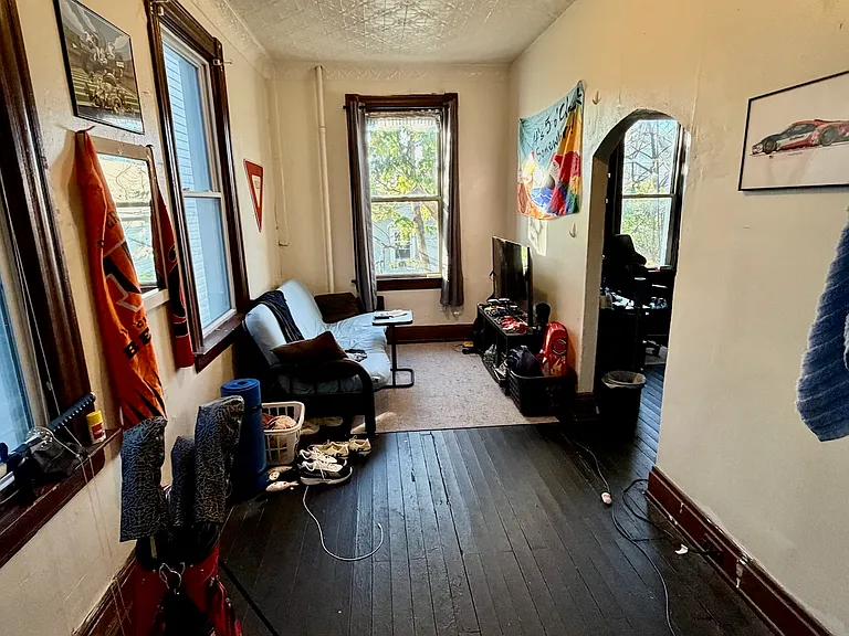 2327 Stratford Ave #2 — Photo 11
