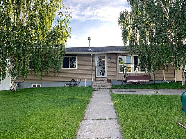 1st image of 1325 6th West Ave