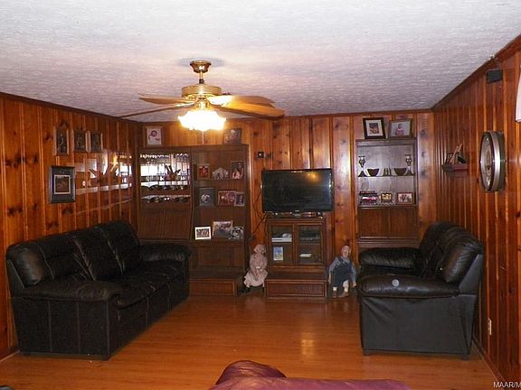 5th image of 3643 Willow Lane Dr