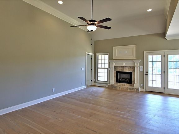 3rd image of 207 Ernest Dr #97-C