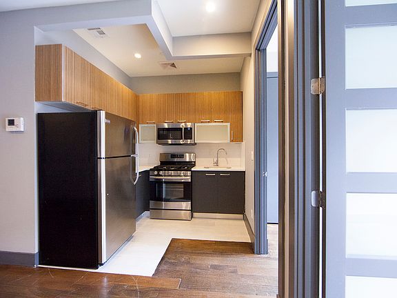 2nd image of 127 Boerum St #F2