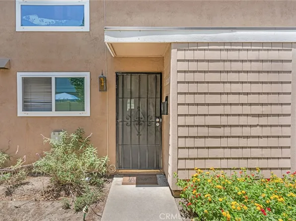 13525 1/2 Village Dr, Cerritos, CA 90703