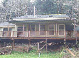 10141 Sweet Creek Rd, Mapleton, OR 97453