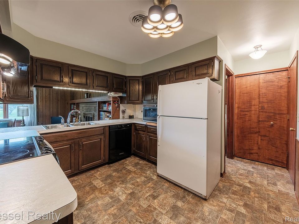 2675 Mckail Rd, photo 15
