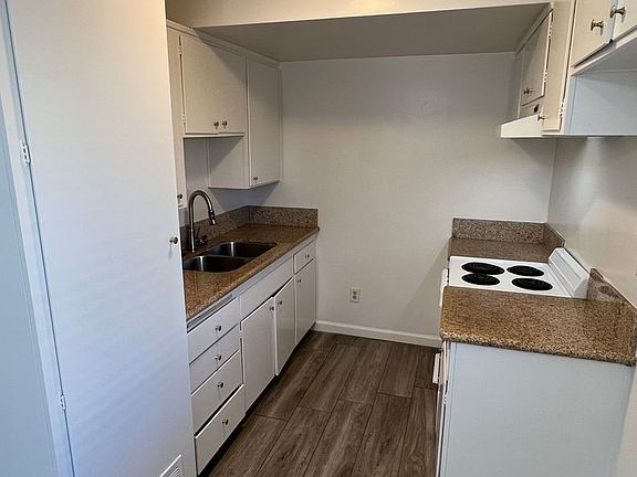 2nd image of 4540 Vandever Ave APT 10