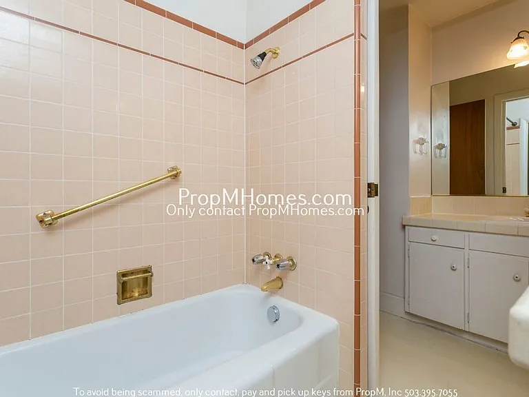 4111 SE Cooper St — Photo 12