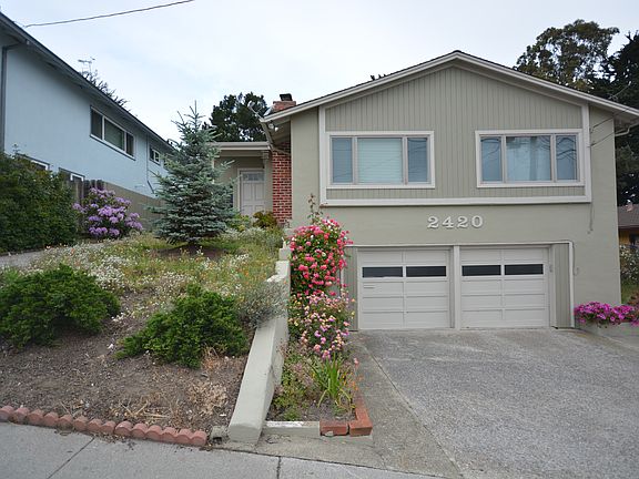 3rd image of 2420 Fleetwood Dr
