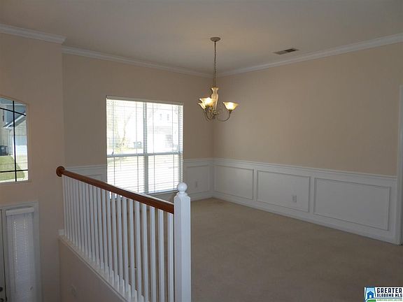 4th image of 1562 Deer Valley Dr