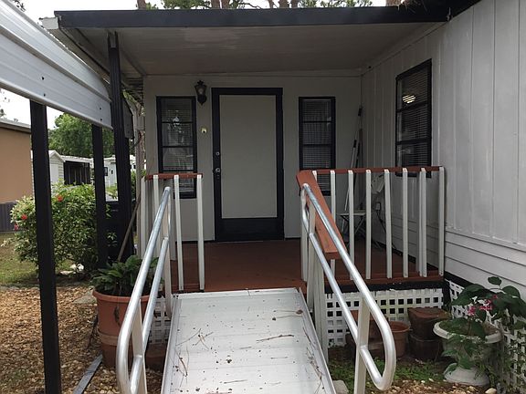 5th image of 4725 Periwinkle Ln