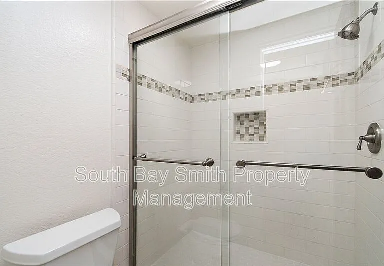 227 S Irena Ave #4 — Photo 20