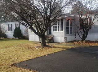3450 Mountain Rd TRAILER M51, Hamburg, PA 19526