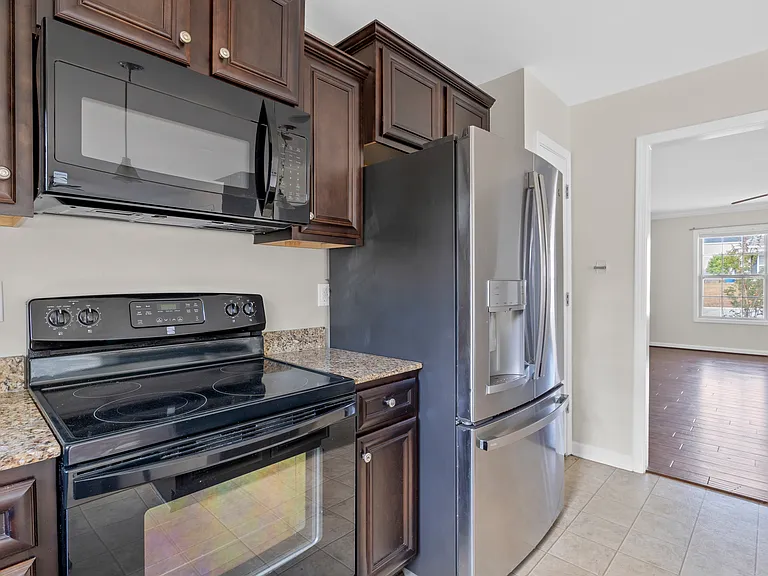 206 Flinchum Pl — Photo 10
