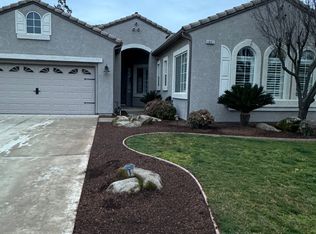 1821 N Magnolia Ave, Clovis, CA 93619
