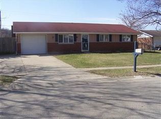 8129 Philadelphia Dr, Fairborn, OH