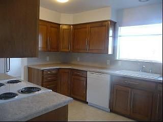 4th image of 4918 W Northwest Blvd
