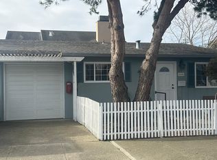 620 Mill St, Half Moon Bay, CA 94019