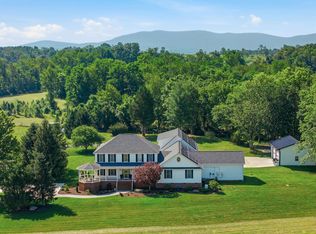 572 Augusta Farms Rd, Waynesboro, VA 22980