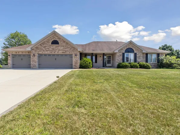 13123 Glencrest Ln, Rockton, IL 61072