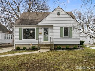 1254 Spring Ave NE, Grand Rapids, MI 49505