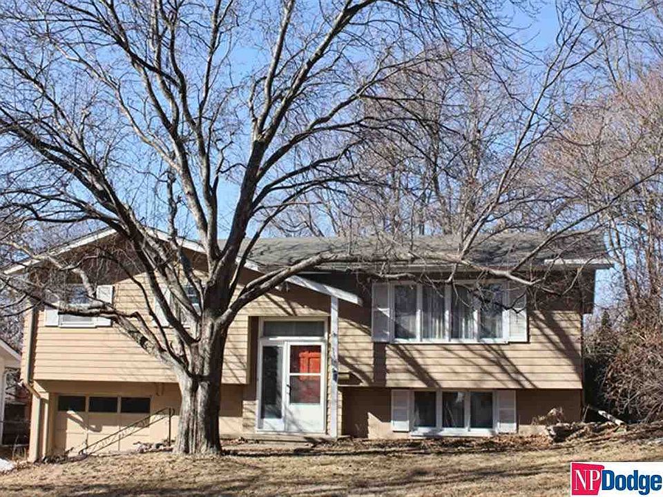 1st image of 3718 Cornhusker Dr