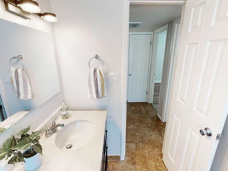 1712-1724 E Ocotillo Rd — Photo 118