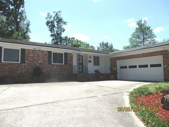 3rd image of 6960 Hanson Dr N