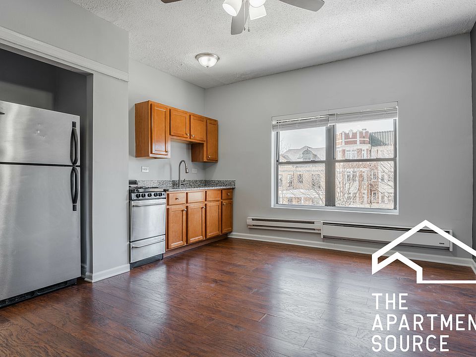 1st image of 4555 N Malden St APT 303