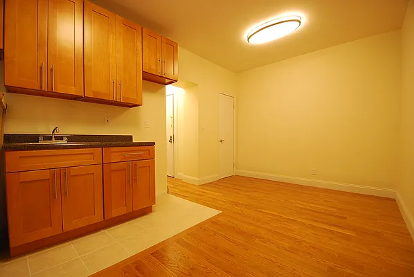 Rented by Bohemia Realty Group | media 23