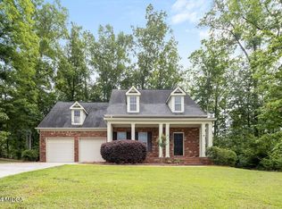 806 Holly Ridge Dr, Gray, GA 31032
