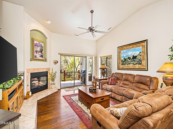 4th image of 2413 Sequoia Dr