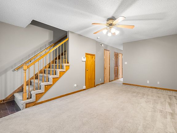3rd image of 329 Audrea Ln APT F