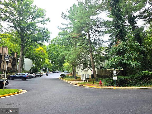 5th image of 35 Harwood Ln #Dd