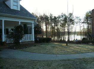 2433 Tweedmore Ct, High Point, NC 27265