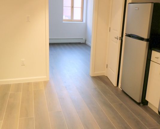 3rd image of 145 Mulberry St APT 5A