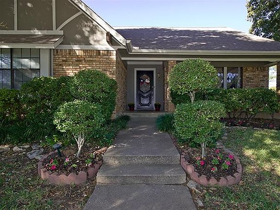 2nd image of 4118 Stonewick Dr