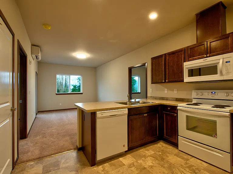 The Downtown 48 Apartments — Photo 9