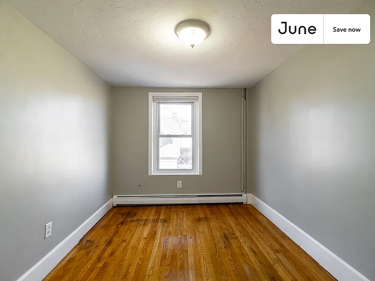 14 Bacon St — Photo 13