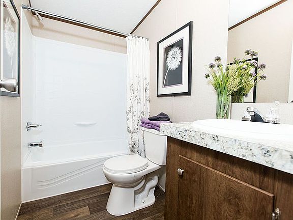 4th image of 417 S Desert Flower Ave